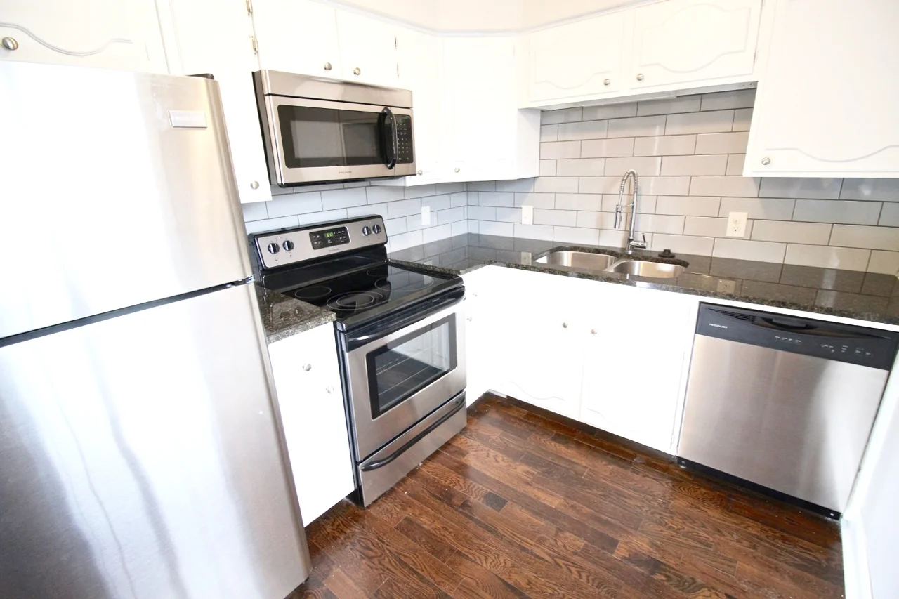 Bourgmont Luxury Apartments Country Club Plaza Apartments